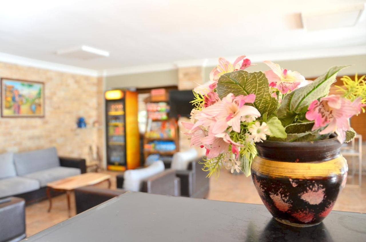 Elite Hotel City Center Saray Bed And Breakfast Bagian luar foto